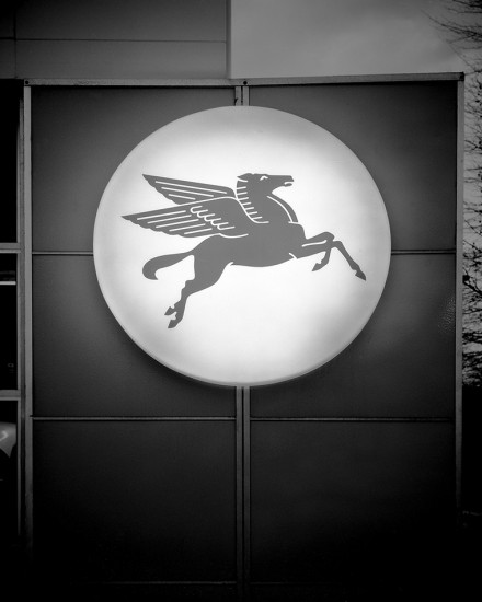 Pegasus Sign, Akron, Ohio 1972 © David Ulrich